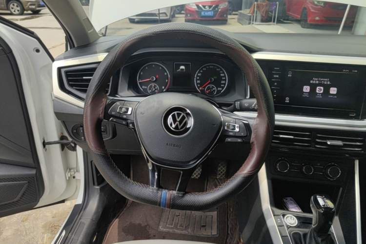 Used Volkswagen Polo 2021 Plus 1.5L Automatic Colorful Tech Edition Steering Wheel