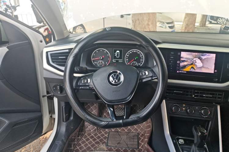 Used Volkswagen Polo 2021 Plus 1.5L Automatic Colorful Tech Edition Steering Wheel