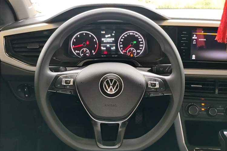 Used Volkswagen Polo 2021 Plus 1.5L Automatic Colorful Tech Edition Steering Wheel