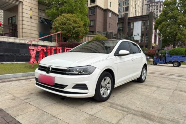 Ojetý Volkswagen Polo 2021 Plus 1.5L Automatic Panoramic Enjoyment Edition
