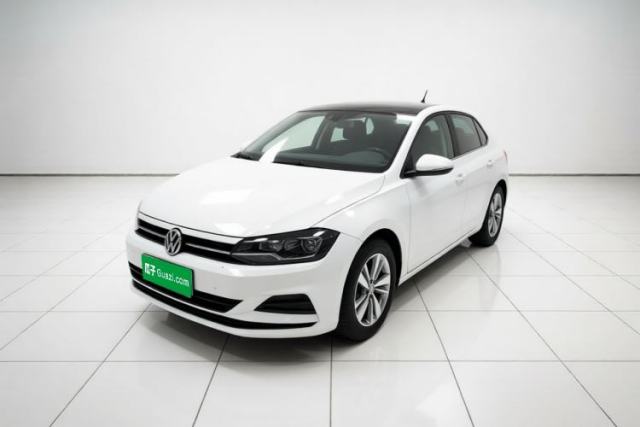Ojetý Volkswagen Polo 2021 Plus 1.5L Automatic Panoramic Enjoyment Edition