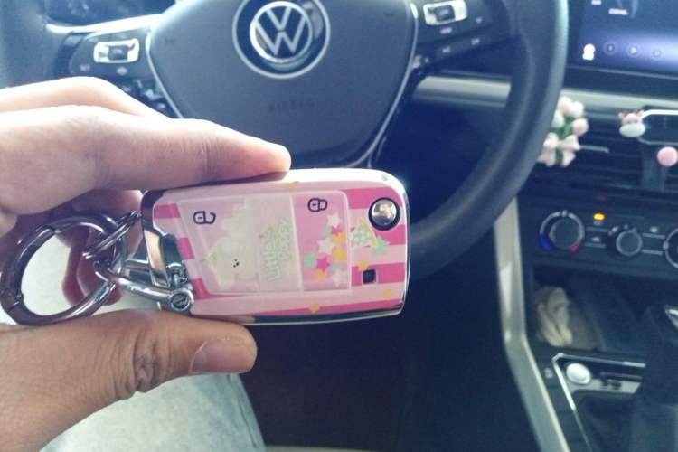 Used Volkswagen Polo 2021 Plus 1.5L Automatic Colorful Tech Edition Vehicle Key