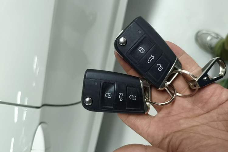 Used Volkswagen Polo 2021 Plus 1.5L Automatic Colorful Tech Edition Vehicle Key