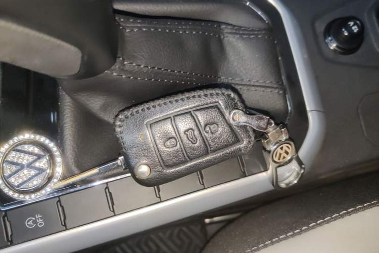 Used Volkswagen Polo 2021 Plus 1.5L Automatic Colorful Tech Edition Vehicle Key