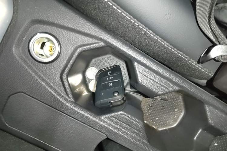 Used Volkswagen Polo 2021 Plus 1.5L Automatic Colorful Tech Edition Vehicle Key