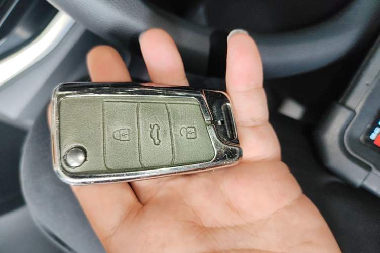 Used Volkswagen Polo 2021 Plus 1.5L Automatic Colorful Tech Edition Vehicle Key