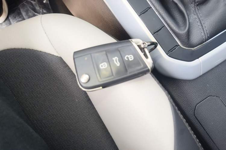 Used Volkswagen Polo 2021 Plus 1.5L Automatic Colorful Tech Edition Vehicle Key