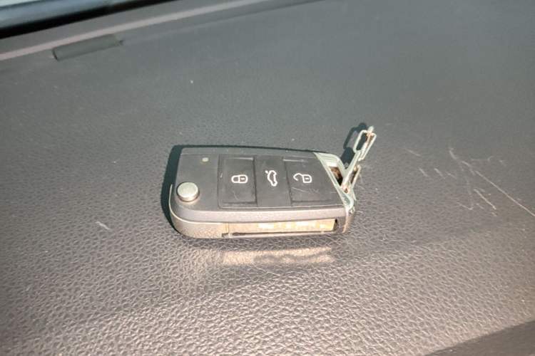Used Volkswagen Polo 2021 Plus 1.5L Automatic Colorful Tech Edition Vehicle Key