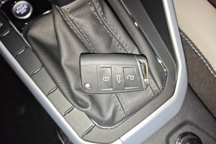 Used Volkswagen Polo 2021 Plus 1.5L Automatic Colorful Tech Edition Vehicle Key