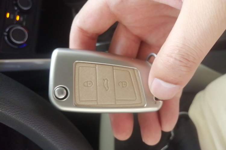 Used Volkswagen Polo 2021 Plus 1.5L Automatic Colorful Tech Edition Vehicle Key