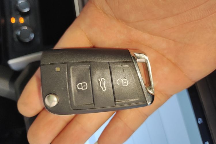 Used Volkswagen Polo 2021 Plus 1.5L Automatic Colorful Tech Edition Vehicle Key