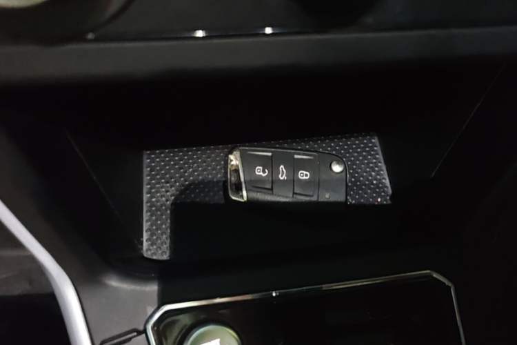 Used Volkswagen Polo 2021 Plus 1.5L Automatic Colorful Tech Edition Vehicle Key