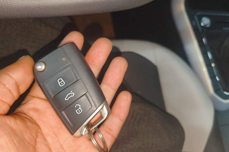 Used Volkswagen Polo 2021 Plus 1.5L Automatic Colorful Tech Edition Vehicle Key