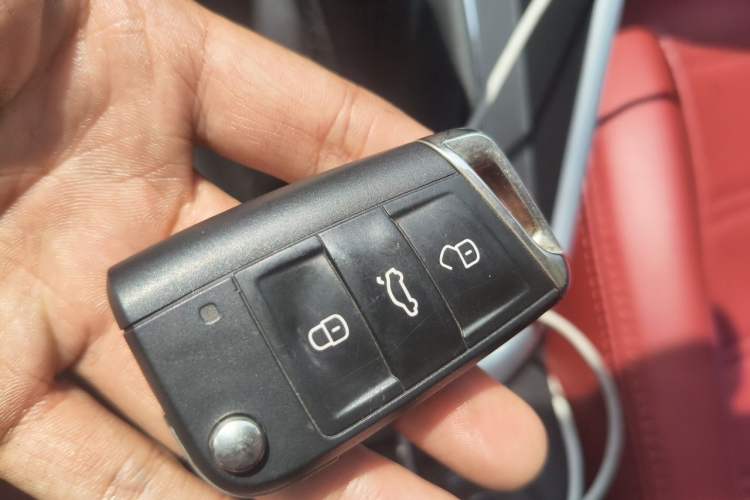 Used Volkswagen Polo 2021 Plus 1.5L Automatic Colorful Tech Edition Vehicle Key