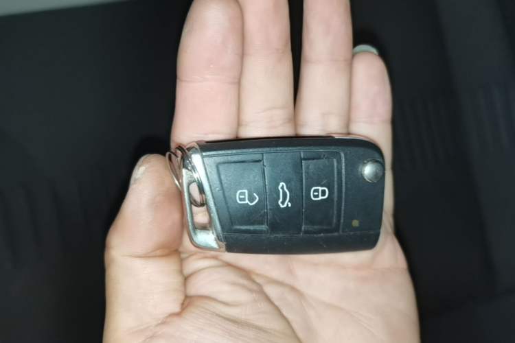 Used Volkswagen Polo 2021 Plus 1.5L Automatic Colorful Tech Edition Vehicle Key