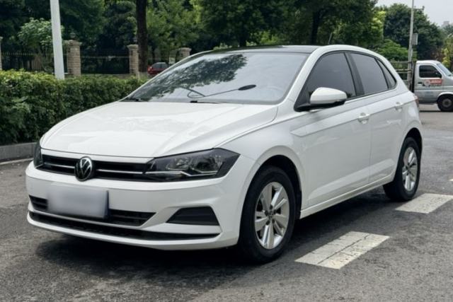 Używany Volkswagen Polo 2021 Plus 1.5L Automatic Panoramic Enjoyment Edition