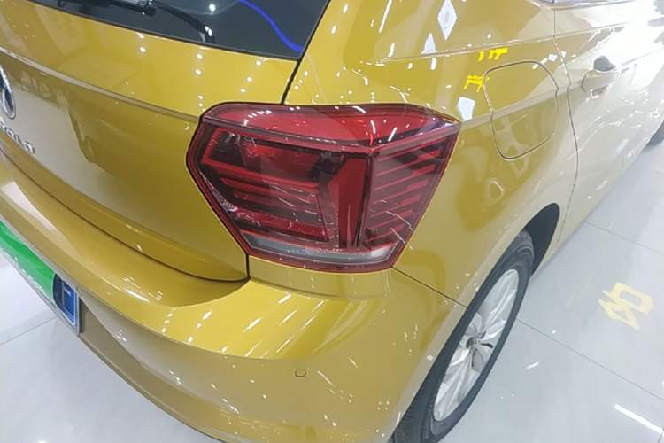 Used Volkswagen Polo 2021 Plus 1.5L Automatic Colorful Tech Edition Exterior 3