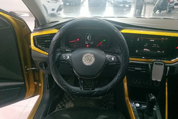 Used Volkswagen Polo 2021 Plus 1.5L Automatic Colorful Tech Edition Steering Wheel