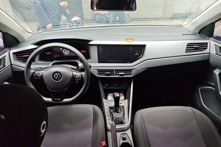 Used Volkswagen Polo 2022 Plus 1.5L Automatic Enjoy Life Edition Center Console