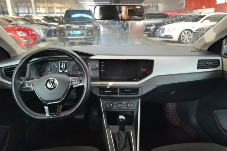 Used Volkswagen Polo 2022 Plus 1.5L Automatic Enjoy Life Edition Center Console