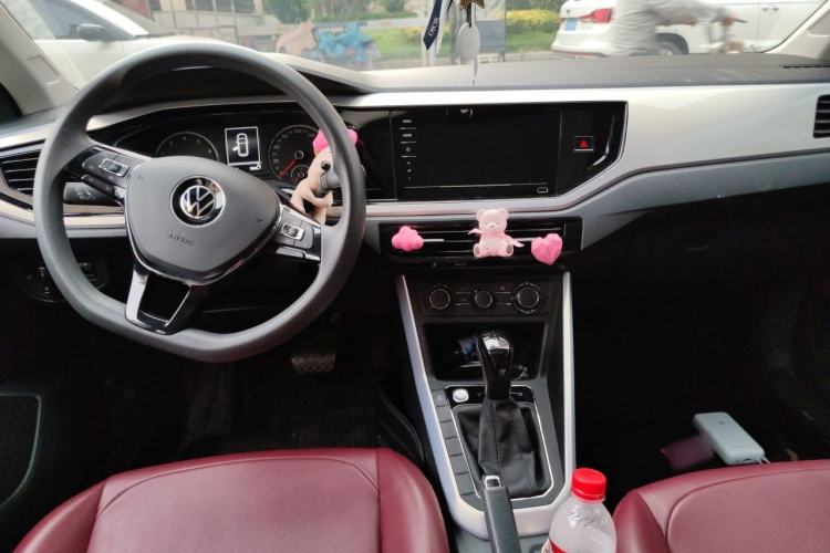 Used Volkswagen Polo 2022 Plus 1.5L Automatic Enjoy Life Edition Center Console