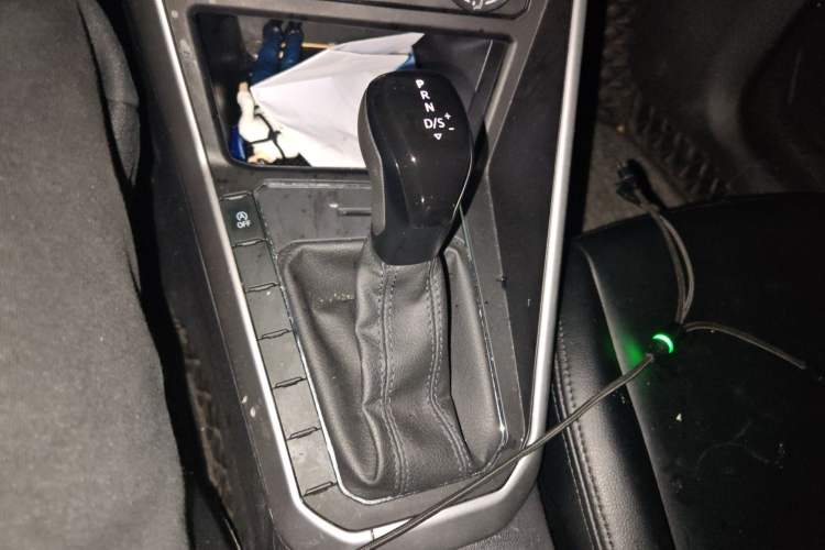 Used Volkswagen Polo 2022 Plus 1.5L Automatic Enjoy Life Edition Gear Lever