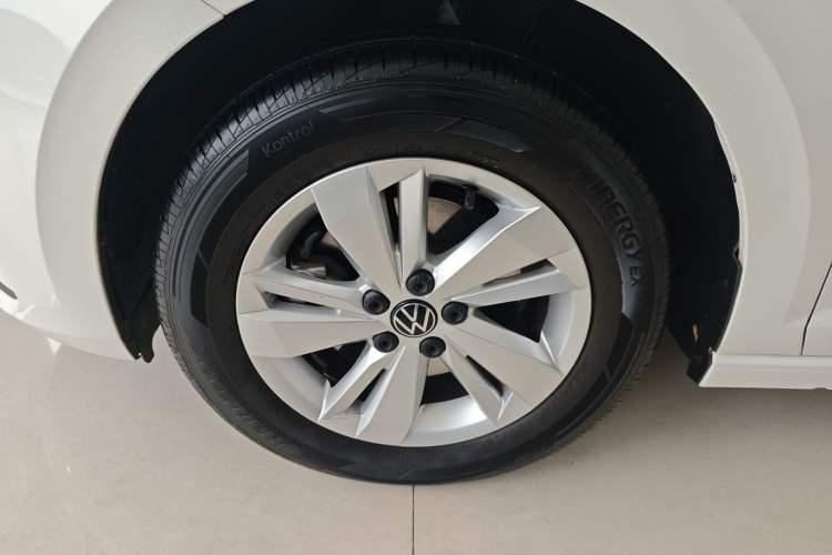 Used Volkswagen Polo 2022 Plus 1.5L Automatic Enjoy Life Edition Left Front Wheel Hub