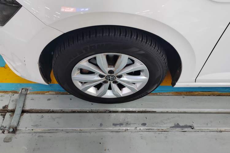 Used Volkswagen Polo 2022 Plus 1.5L Automatic Enjoy Life Edition Left Front Wheel Hub