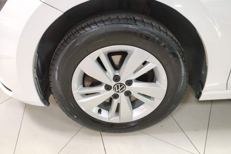 Used Volkswagen Polo 2022 Plus 1.5L Automatic Enjoy Life Edition Left Front Wheel Hub