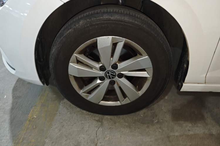 Used Volkswagen Polo 2022 Plus 1.5L Automatic Enjoy Life Edition Left Front Wheel Hub
