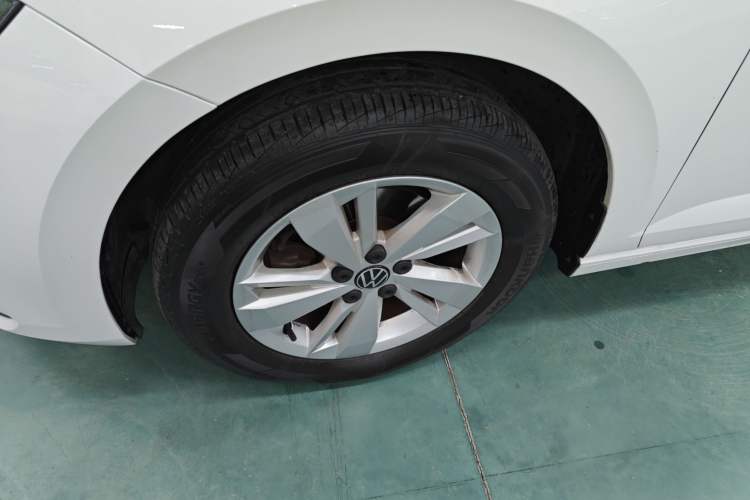 Used Volkswagen Polo 2022 Plus 1.5L Automatic Enjoy Life Edition Left Front Wheel Hub