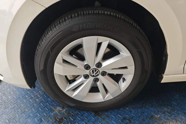 Used Volkswagen Polo 2022 Plus 1.5L Automatic Enjoy Life Edition Left Front Wheel Hub