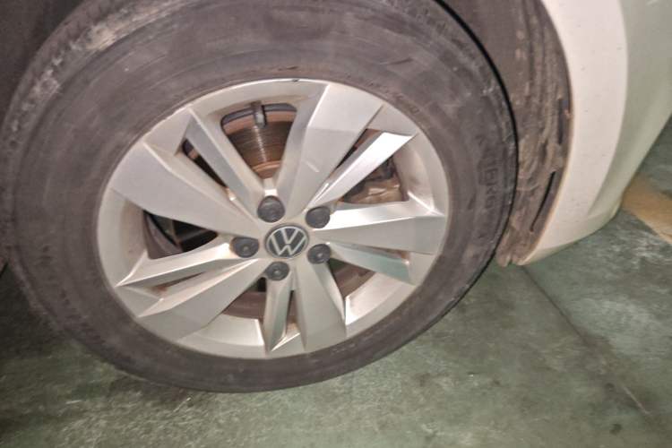 Used Volkswagen Polo 2022 Plus 1.5L Automatic Enjoy Life Edition Right Front Wheel Hub