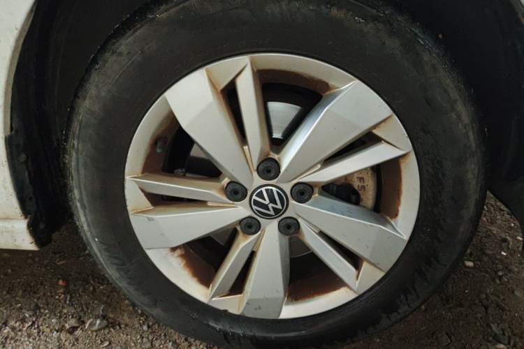 Used Volkswagen Polo 2022 Plus 1.5L Automatic Enjoy Life Edition Right Front Wheel Hub