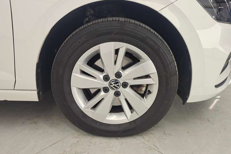 Used Volkswagen Polo 2022 Plus 1.5L Automatic Enjoy Life Edition Right Front Wheel Hub