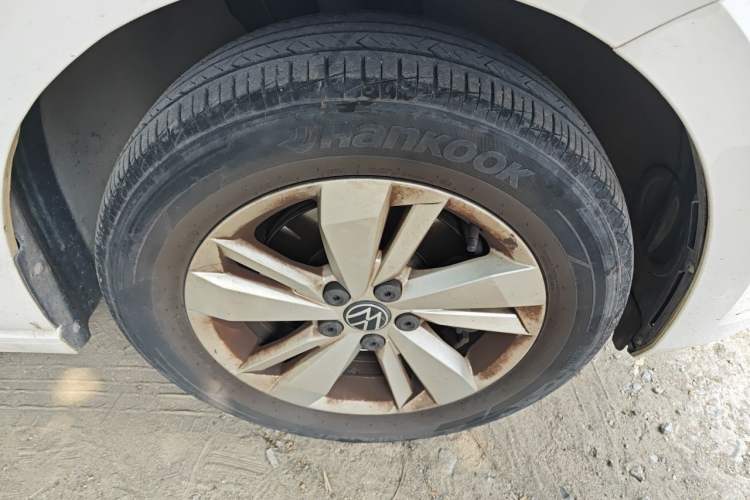 Used Volkswagen Polo 2022 Plus 1.5L Automatic Enjoy Life Edition Right Front Wheel Hub