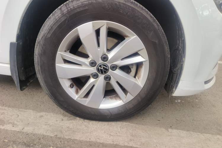Used Volkswagen Polo 2022 Plus 1.5L Automatic Enjoy Life Edition Right Front Wheel Hub