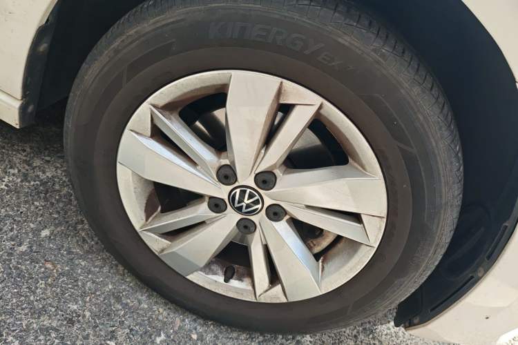 Used Volkswagen Polo 2022 Plus 1.5L Automatic Enjoy Life Edition Right Front Wheel Hub