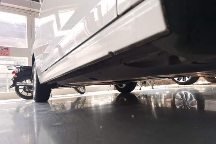 Used Volkswagen Polo 2022 Plus 1.5L Automatic Enjoy Life Edition Right Side Sill