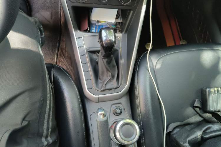 Used Volkswagen Polo 2023 Revised Plus 1.5L Automatic – Enjoy Life Edition Gear Lever