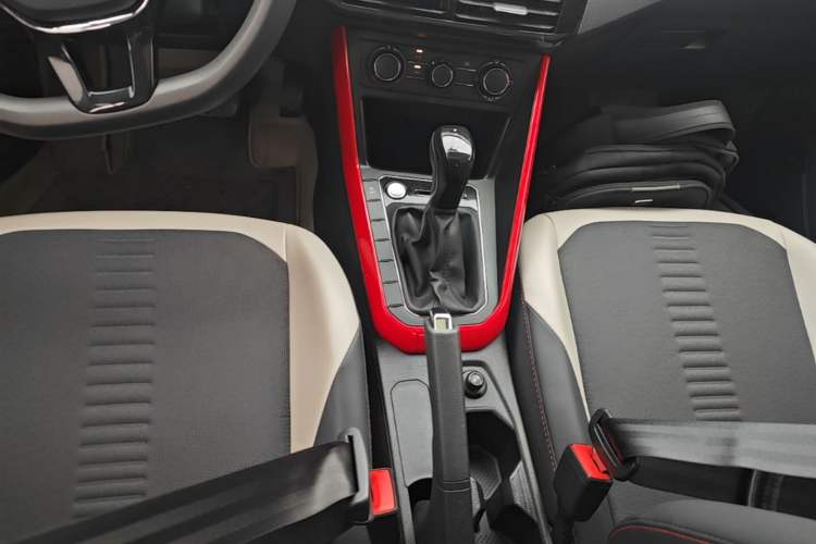 Used Volkswagen Polo 2023 Plus 1.5L Automatic Colorful Tech Edition Gear Lever