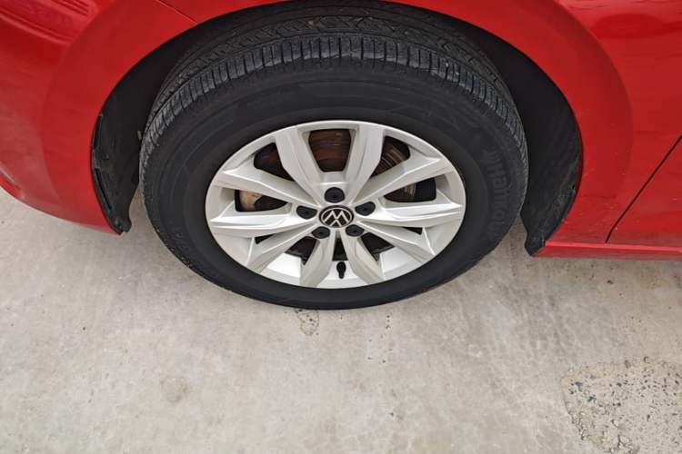 Used Volkswagen Polo 2023 Plus 1.5L Automatic Colorful Tech Edition Left Front Wheel Hub