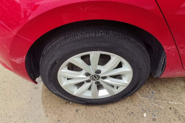 Used Volkswagen Polo 2023 Plus 1.5L Automatic Colorful Tech Edition Right Rear Wheel Hub