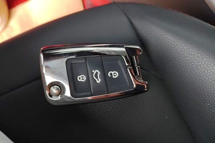 Used Volkswagen Polo 2023 Revised Plus 1.5L Automatic – Enjoy Life Edition Vehicle Key