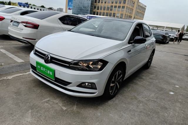 Used Volkswagen Polo 2023 Facelift Plus 1.5L Automatic Trendy & Tech-Savvy Luxury Edition