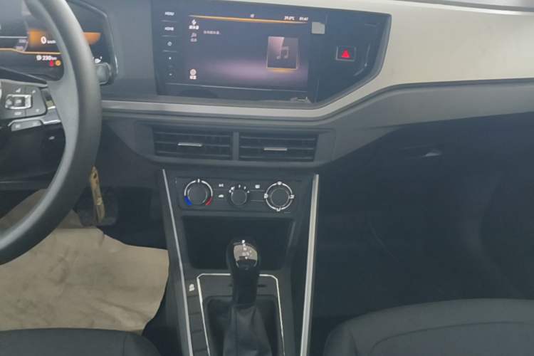 Used Volkswagen Polo 2023 Revised Plus 1.5L Automatic – Enjoy Life Edition Audio And AC Panel