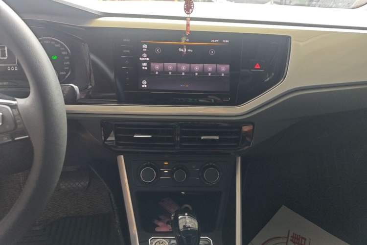 Used Volkswagen Polo 2023 Plus 1.5L Automatic Panoramic Enjoyment Edition Audio And AC Panel