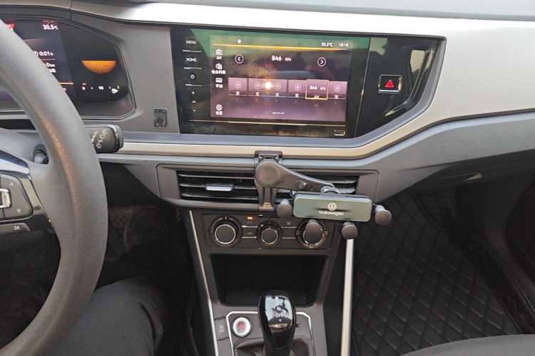 Used Volkswagen Polo 2023 Plus 1.5L Automatic Panoramic Enjoyment Edition Audio And AC Panel