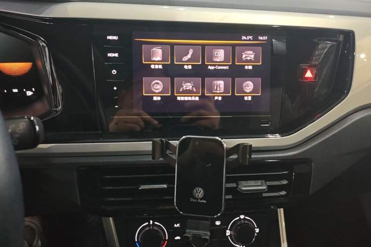 Used Volkswagen Polo 2023 Plus 1.5L Automatic Colorful Tech Edition Audio And AC Panel