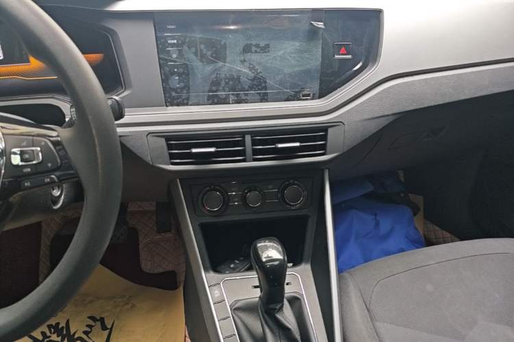 Used Volkswagen Polo 2023 Plus 1.5L Automatic Panoramic Enjoyment Edition Audio And AC Panel